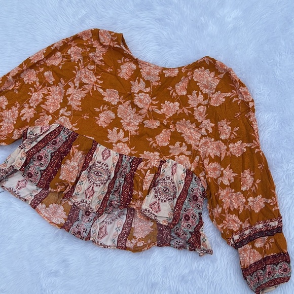 Floral Boho Top - Picture 2 of 5